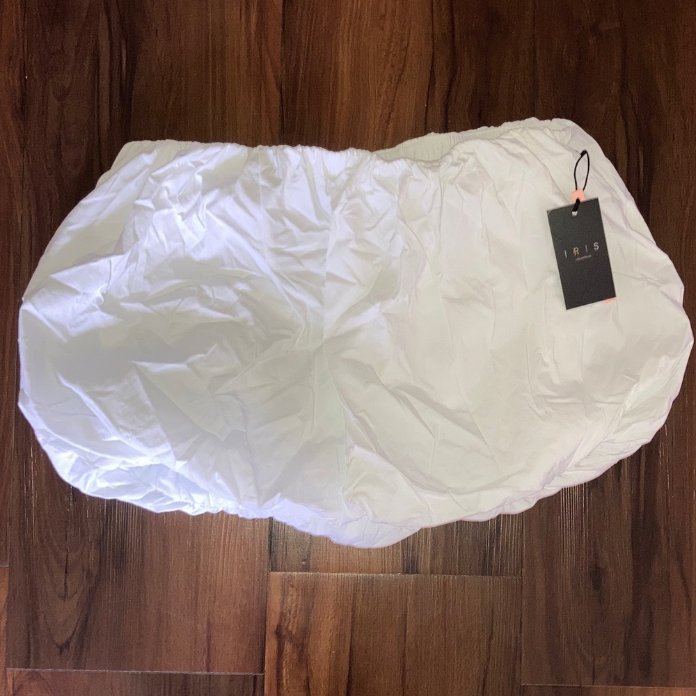 Iris Women's Puffer Crisp White A-Line Skirt